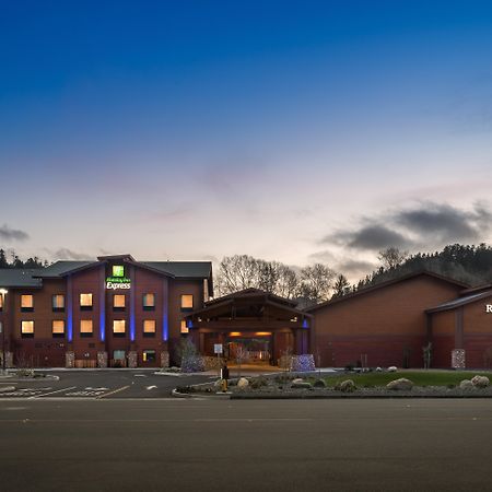 Holiday Inn Express Redwood National Park By Ihg Klamath Exteriör bild