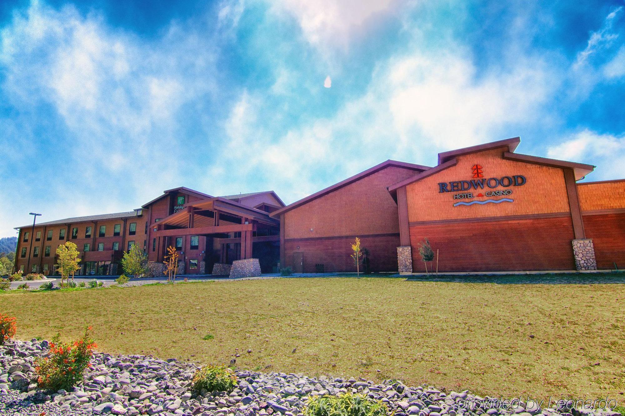 Holiday Inn Express Redwood National Park By Ihg Klamath Exteriör bild